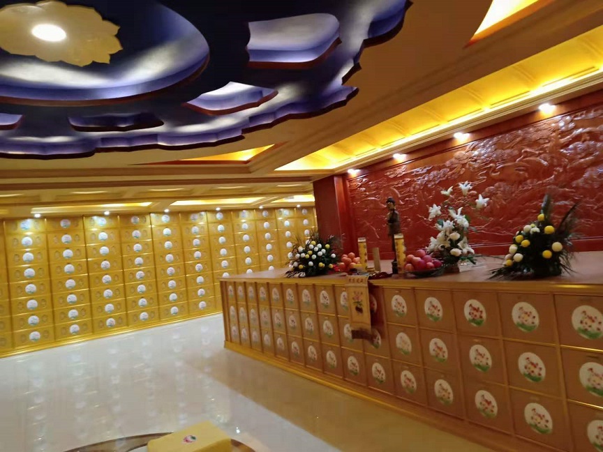 骨灰盒存放架定制的價(jià)格如何？